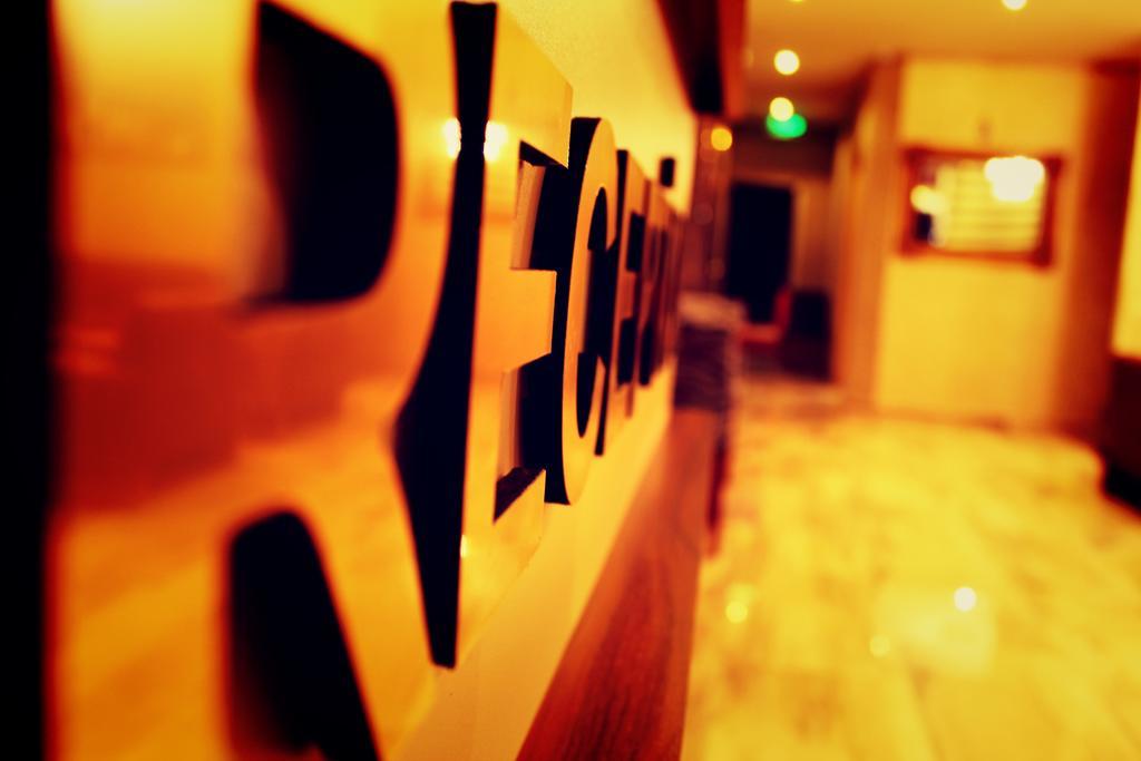 גבזה Somya Hotel מראה חיצוני תמונה