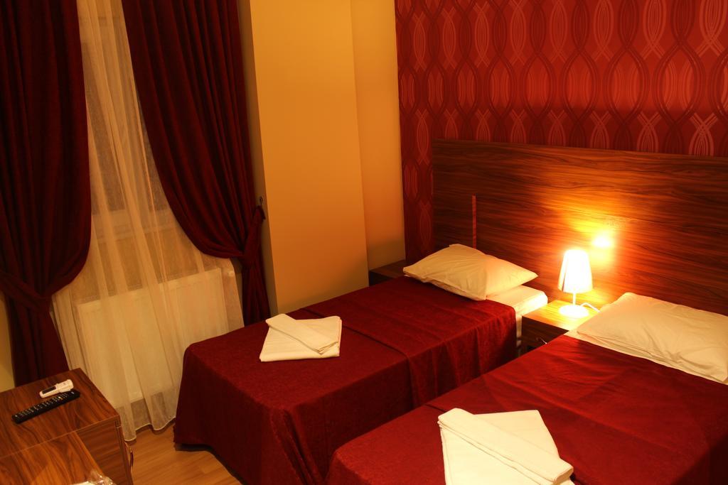 גבזה Somya Hotel מראה חיצוני תמונה