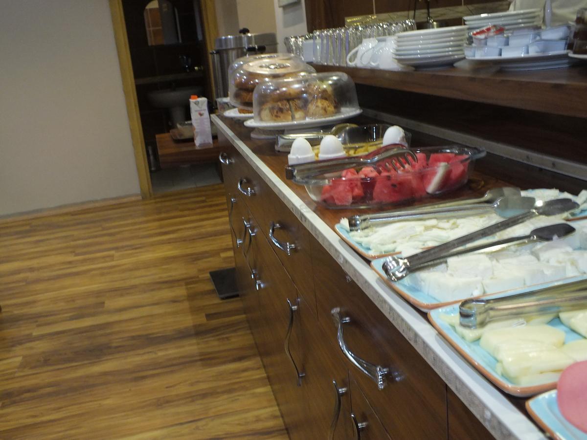 גבזה Somya Hotel מראה חיצוני תמונה