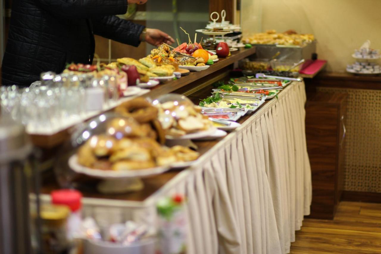 גבזה Somya Hotel מראה חיצוני תמונה